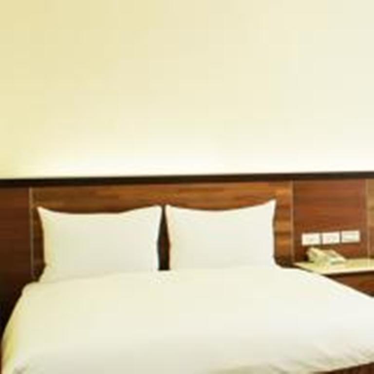 Puyisy Business Hotel Hsinchu Exterior foto